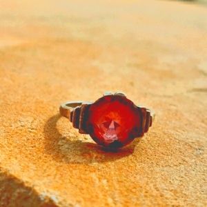 Size 7 silver and pink gem vintage ring final offer. Price Firm